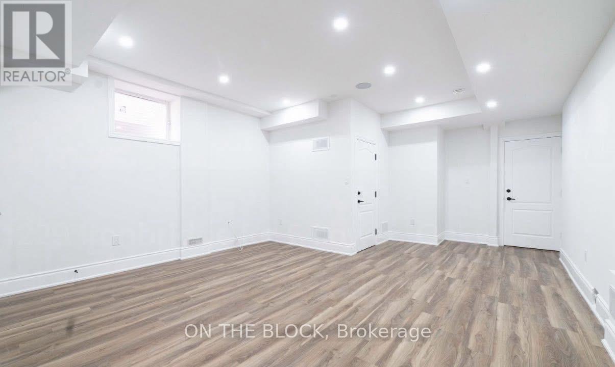 House – LEGAL BASEMENT APARTMENT - 1229 IRONBRIDGE ROAD E, Oakville – photo 3