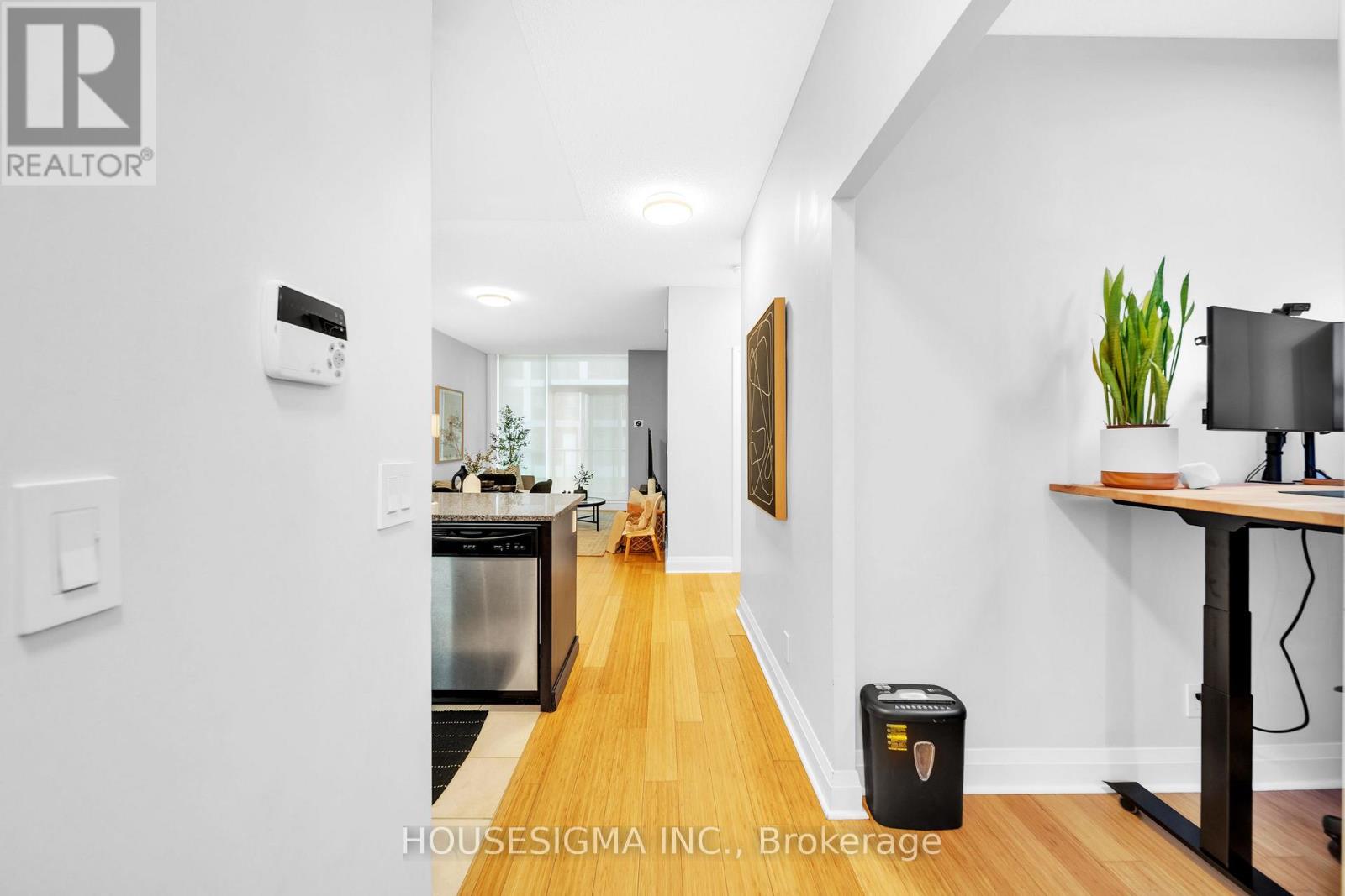 Apartment – 208 - 1185 THE QUEENSWAY AVENUE, Toronto – photo 4