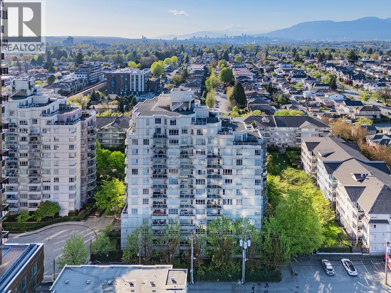910 3489 ASCOT PLACE|Vancouver, British Columbia V5R6B6