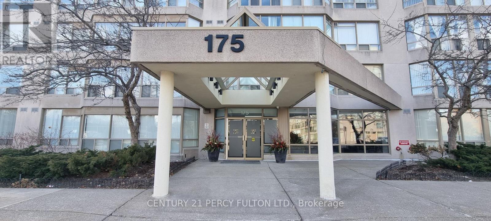 Apartment – #912 - 175 CEDAR AVENUE, Richmond Hill – photo 2