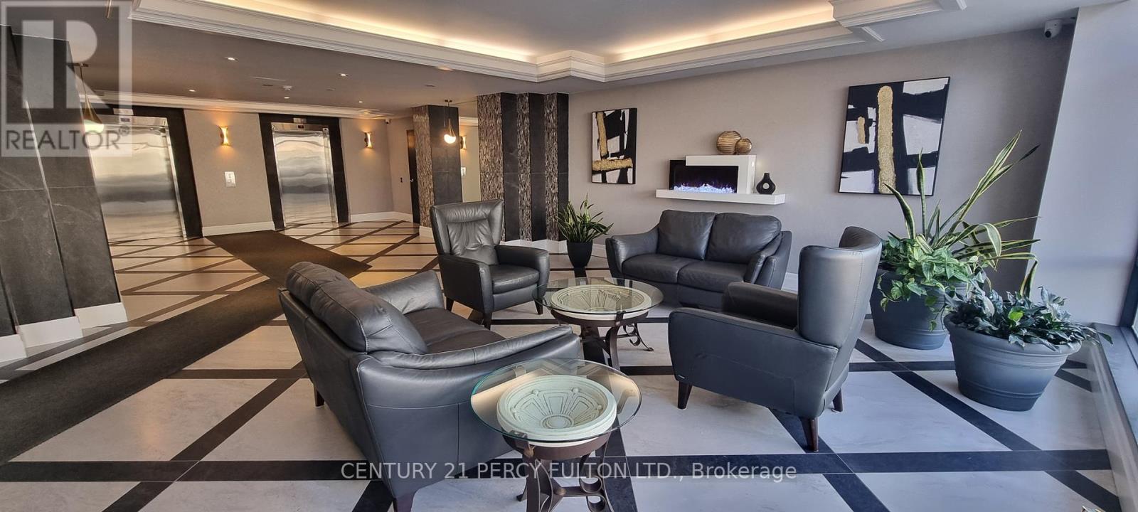 Apartment – #912 - 175 CEDAR AVENUE, Richmond Hill – photo 3