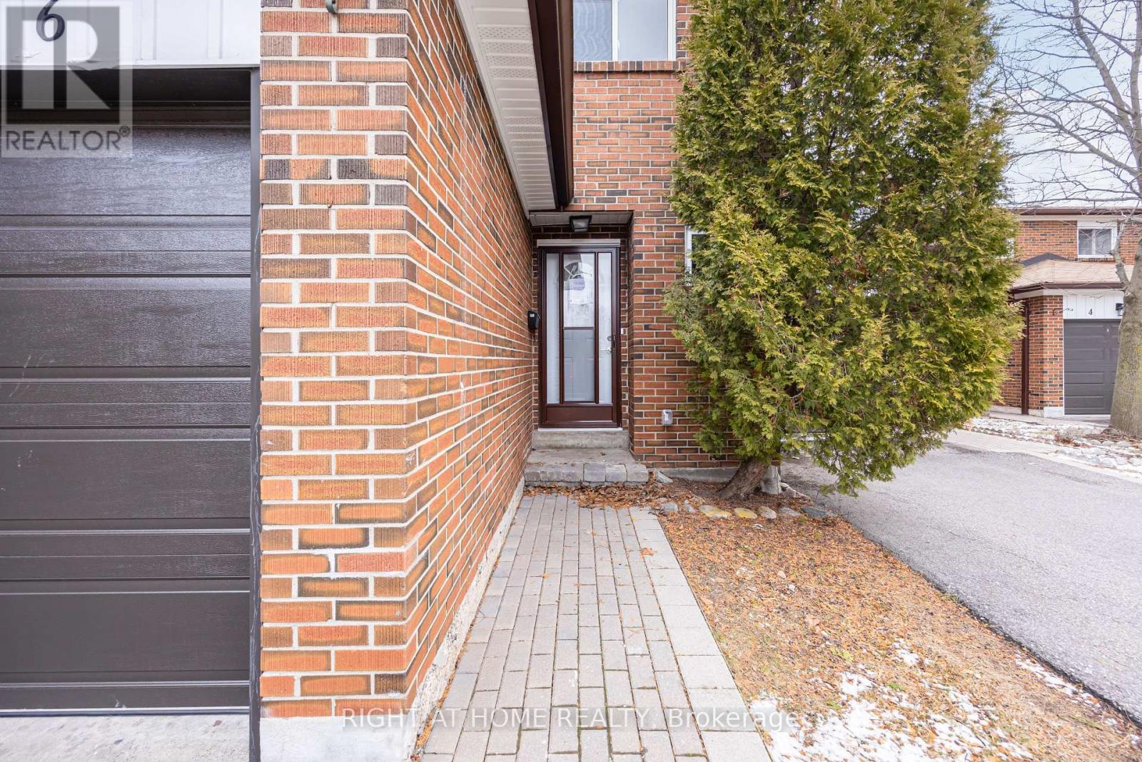 Row / Townhouse – 6 - 2687 BROMSGROVE ROAD, Mississauga – photo 3