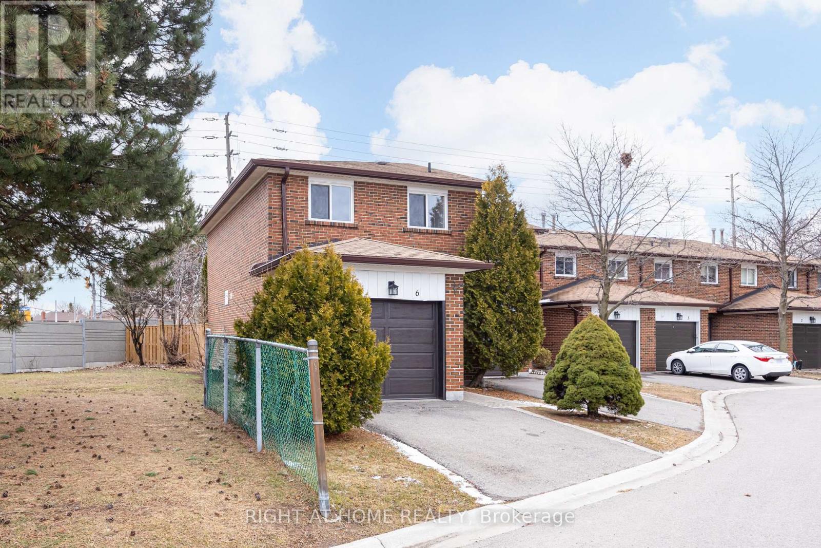 Row / Townhouse – 6 - 2687 BROMSGROVE ROAD, Mississauga – photo 4