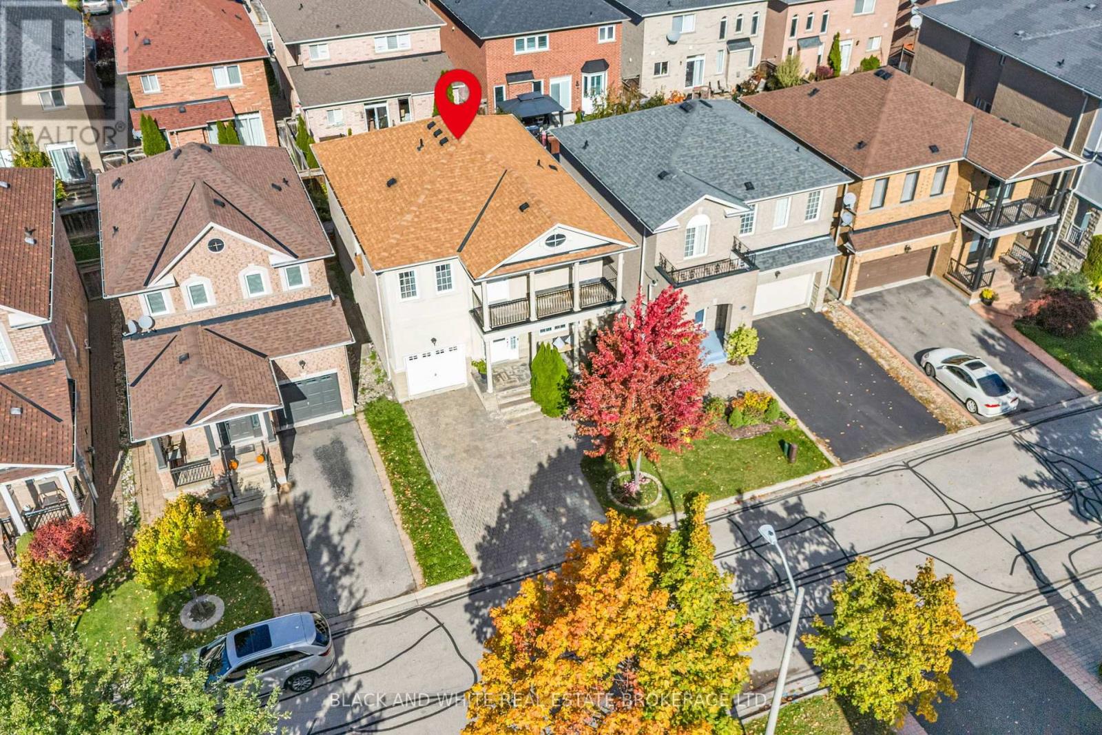 House – 18 DAISEYFIELD CRESCENT, Vaughan – photo 2