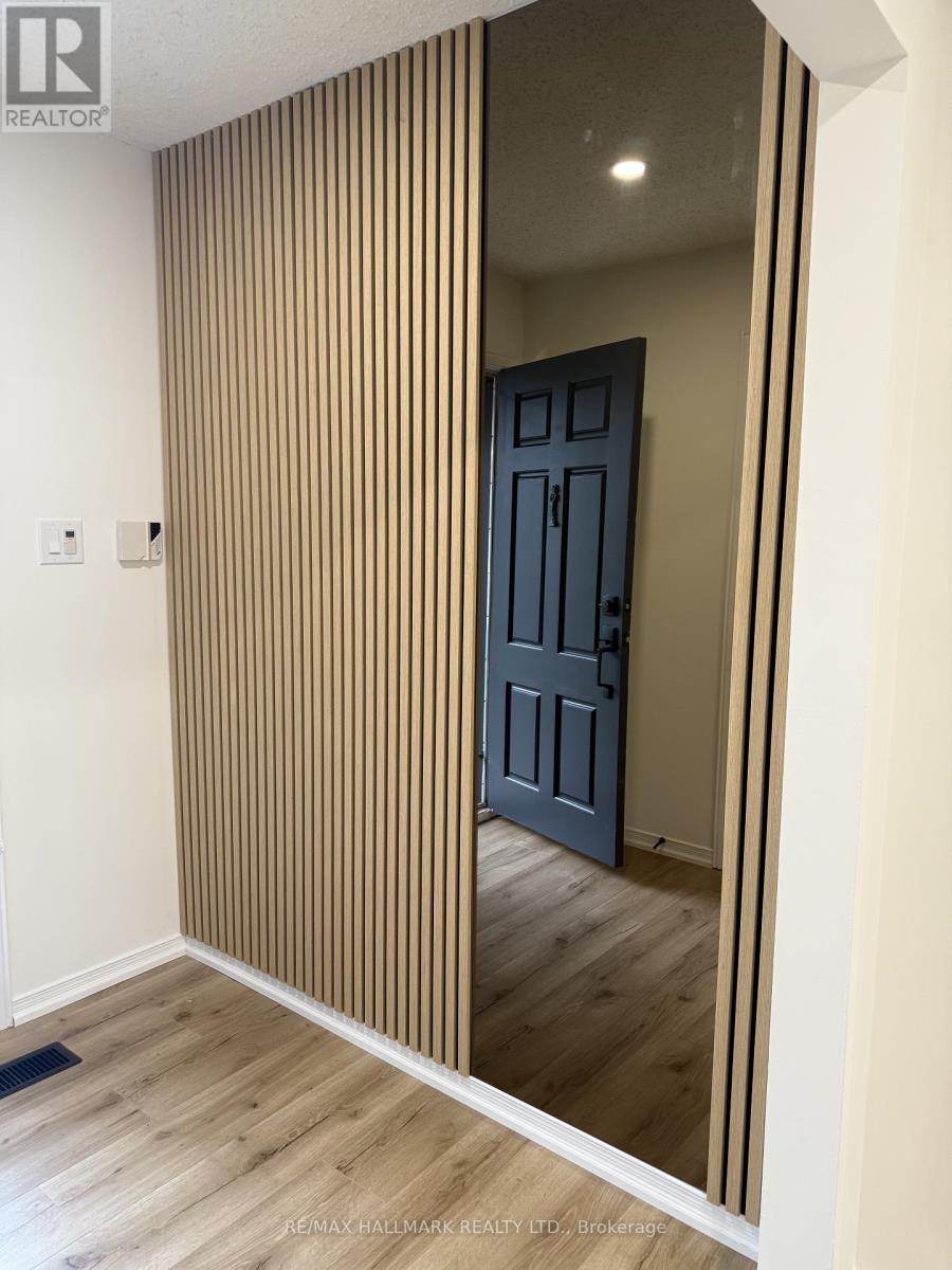 House – 65 BURTON GROVE S, King – photo 3