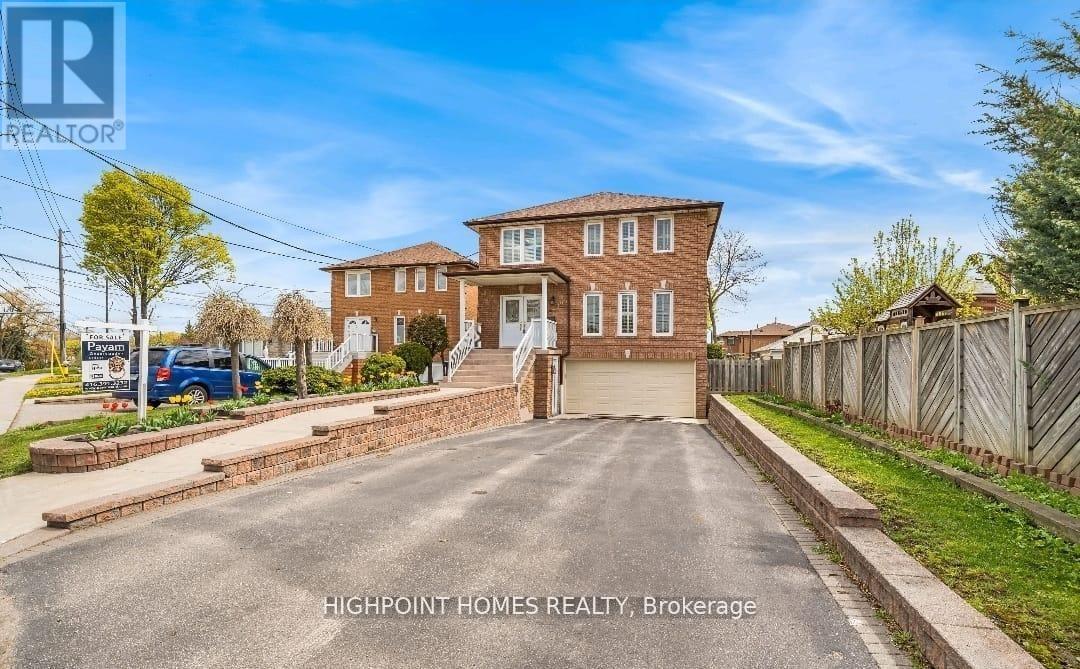 House – 2905 WESTON ROAD, Toronto – photo 2