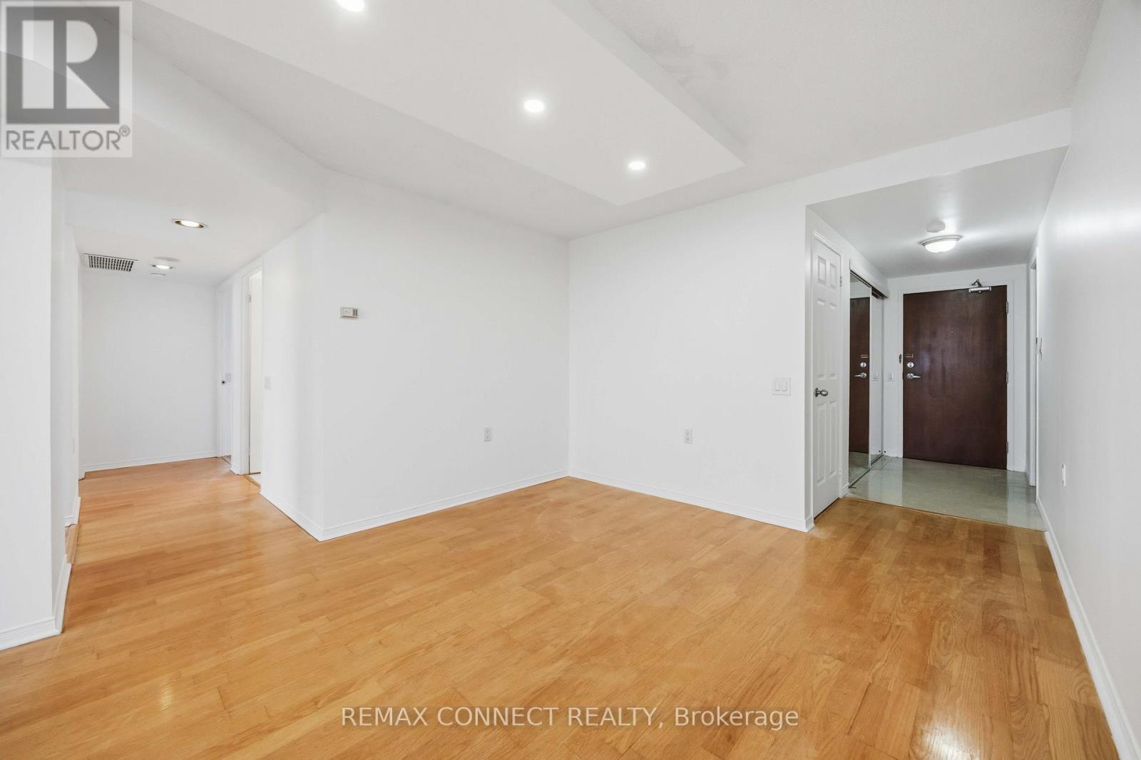 Apartment – 2010 - 35 FINCH AVENUE E, Toronto – photo 4