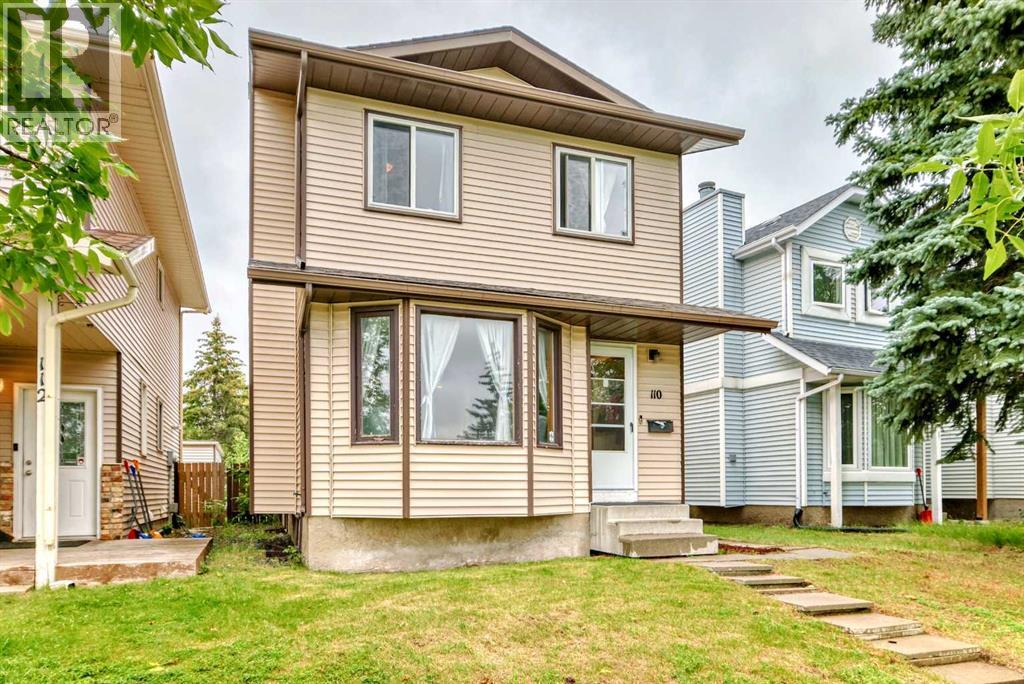 House for Sale in 110 Edgeburn Crescent NW|Calgary, Alberta T3A4K3 3