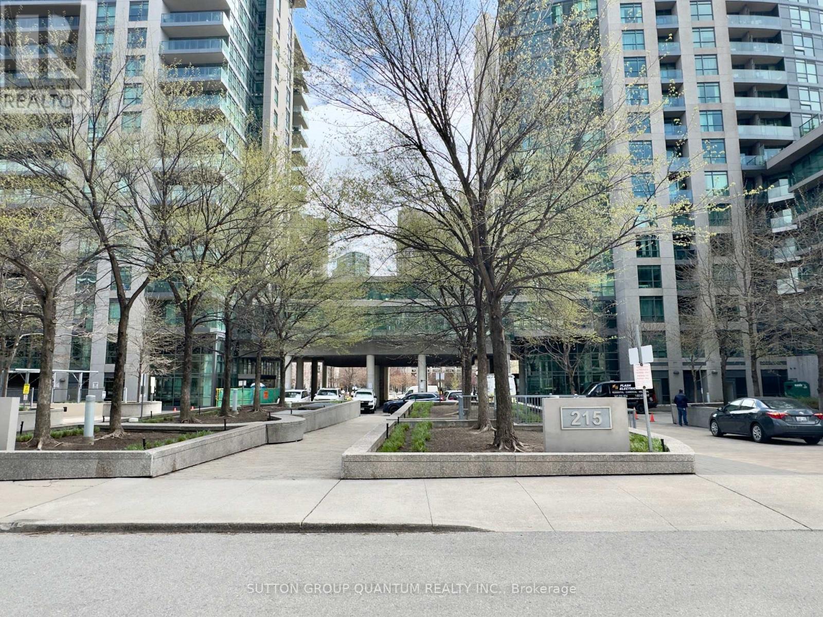 Apartment – 615 - 215 FORT YORK BOULEVARD, Toronto – photo 2