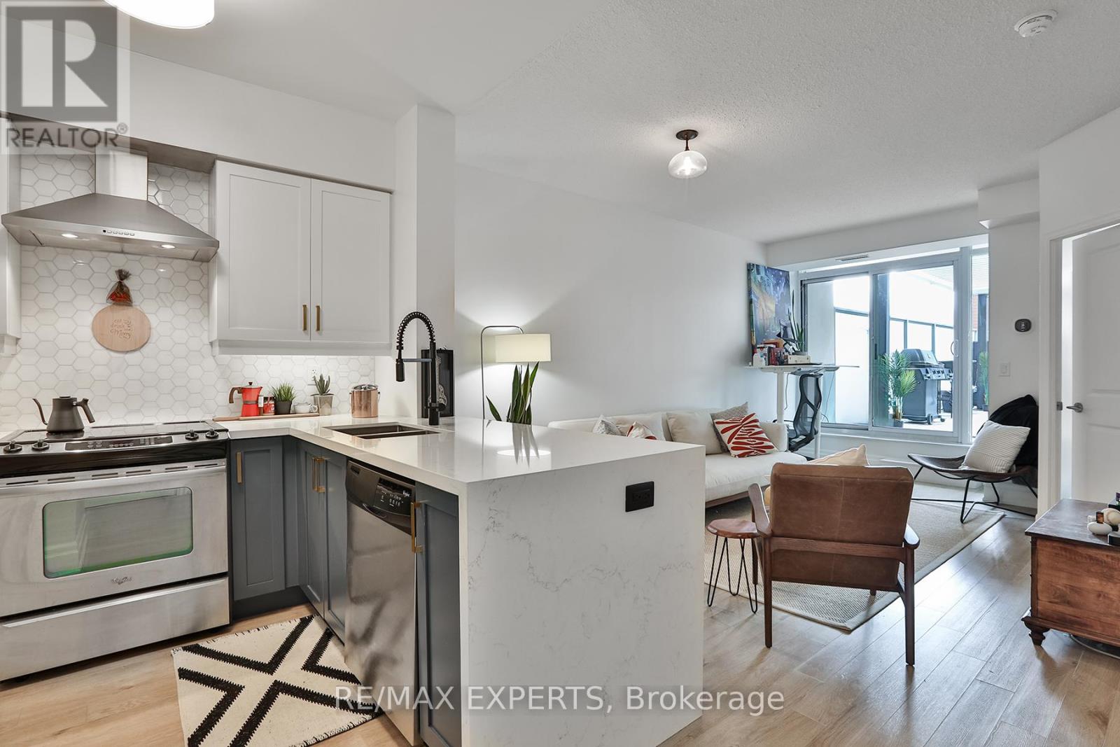 Apartment – 404 - 125 WESTERN BATTERY ROAD, Toronto – photo 3
