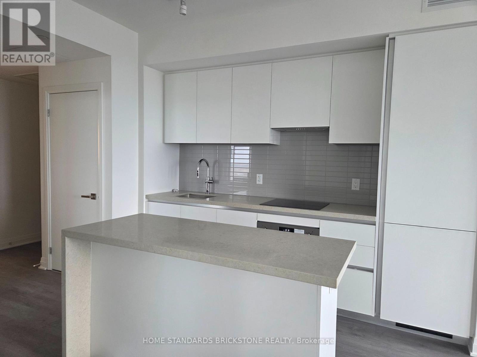 Apartment – 4807 - 4015 THE  EXCHANGE STREET, Mississauga – photo 2