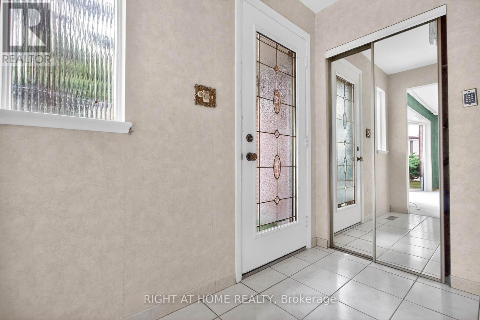 House – 3626 FIELDGATE DRIVE, Mississauga – photo 3