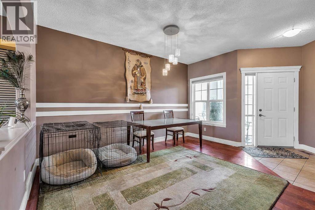 Row / Townhouse for Sale in 69, 39 Strathlea Common SW|Calgary, Alberta T3H5P8 4