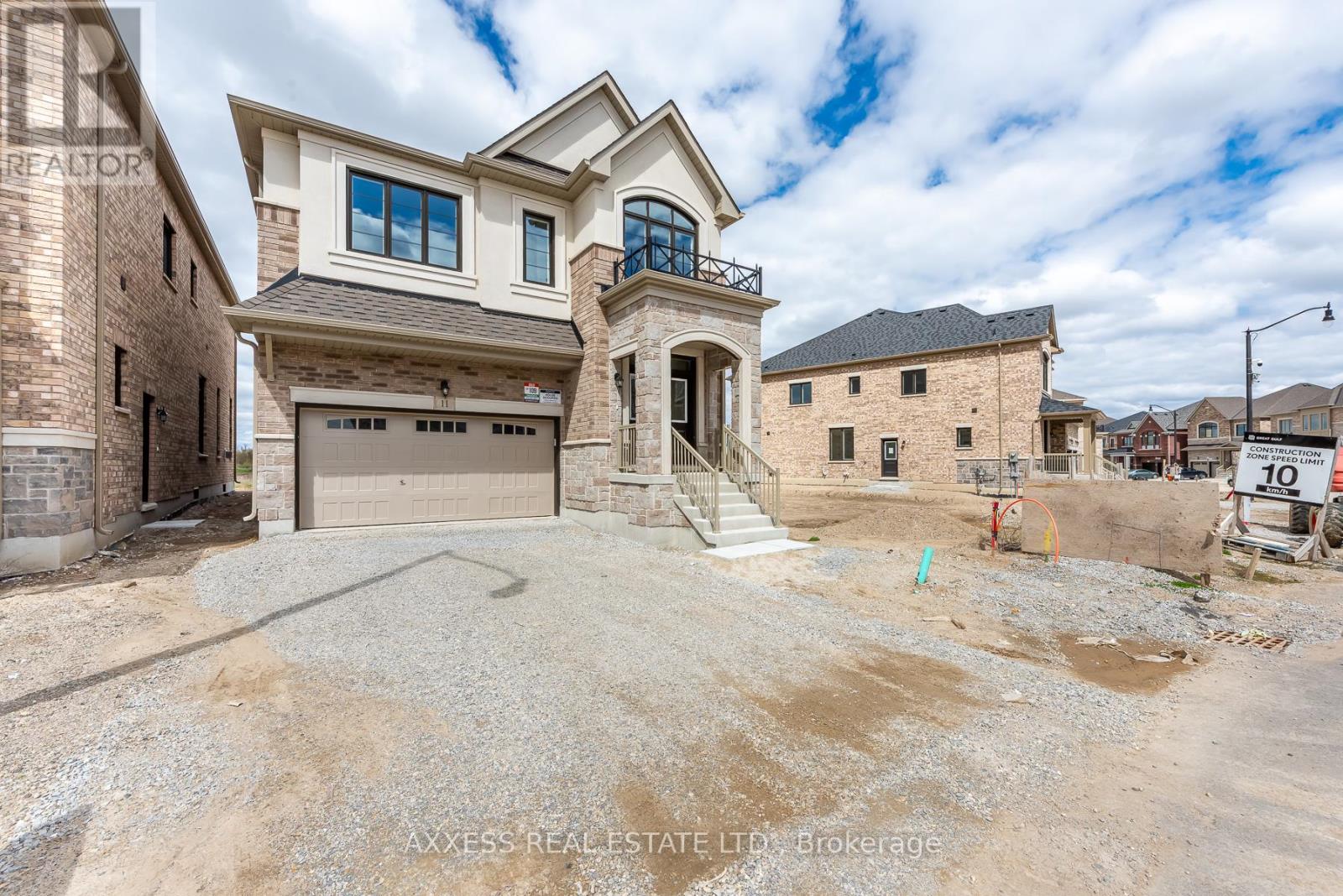 House – 11 MISTED BREEZE STREET, Brampton – photo 2