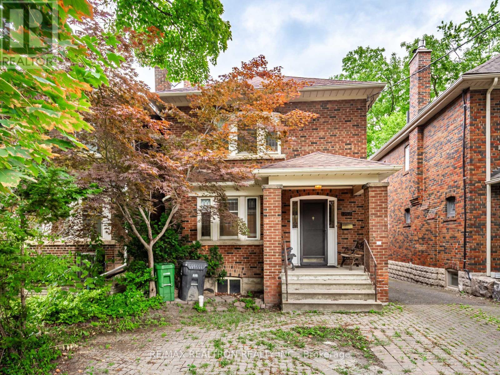 House – 149 EASTBOURNE AVENUE, Toronto