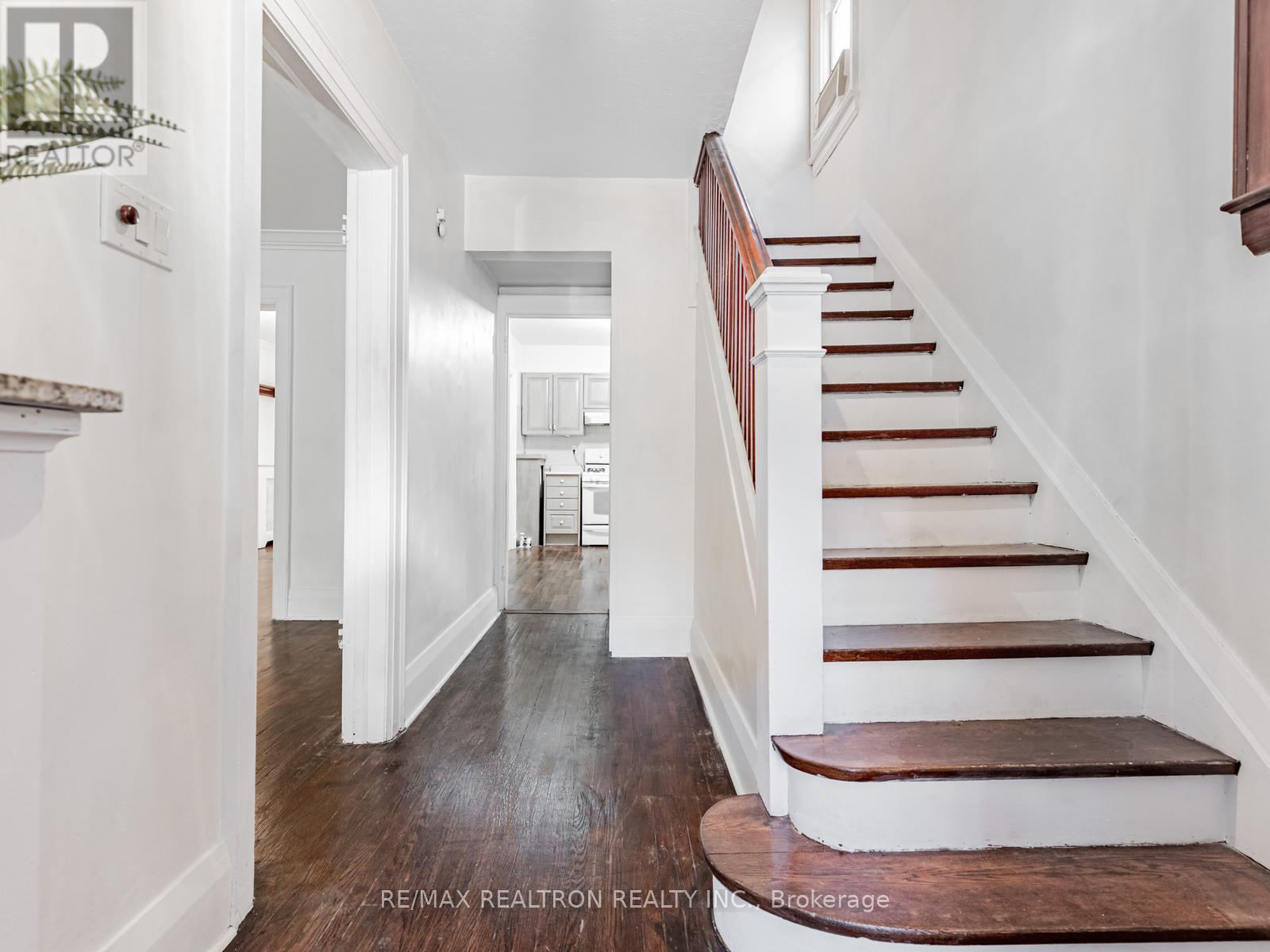 House – 149 EASTBOURNE AVENUE, Toronto – photo 4