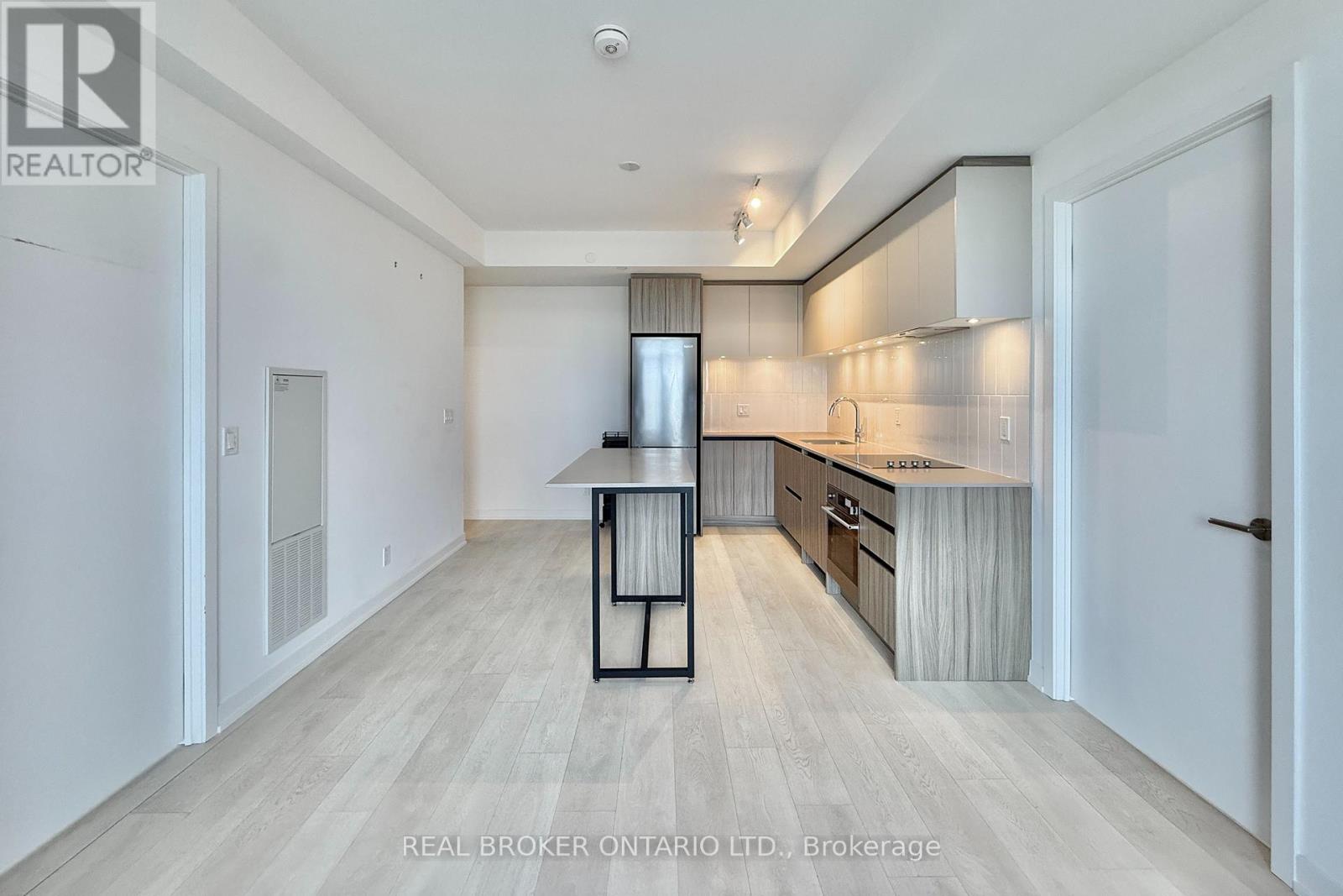 Single Family – 1801 - 7950 BATHURST STREET, Vaughan – photo 3