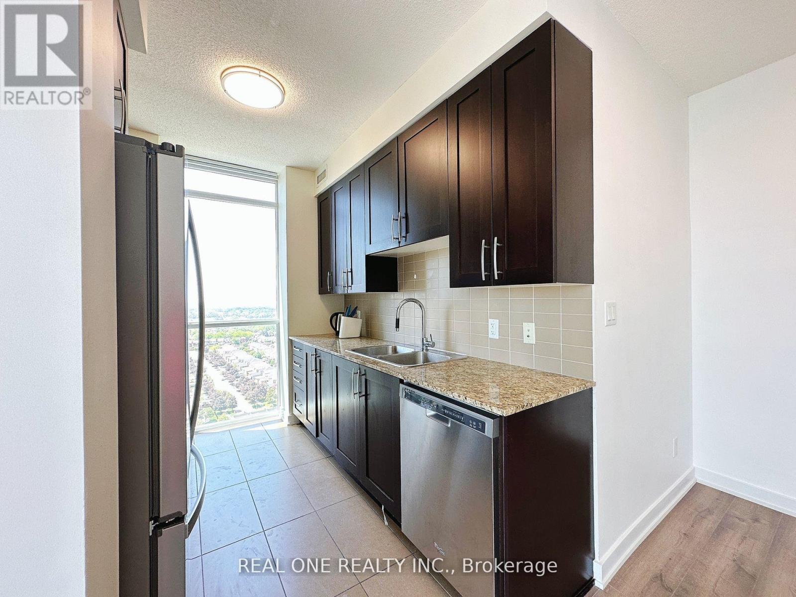 Apartment – 2004 - 4070 CONFEDERATION PARKWAY, Mississauga – photo 5