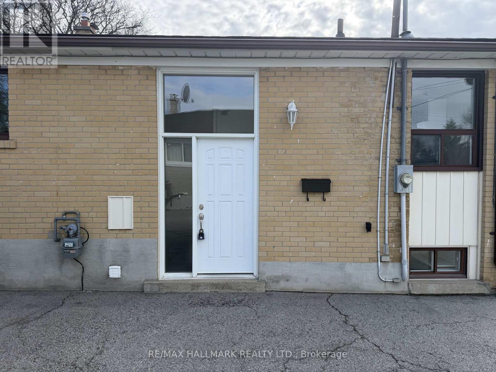 House – MAIN - 313 TAYLOR MILLS DRIVE N, Richmond Hill – photo 2