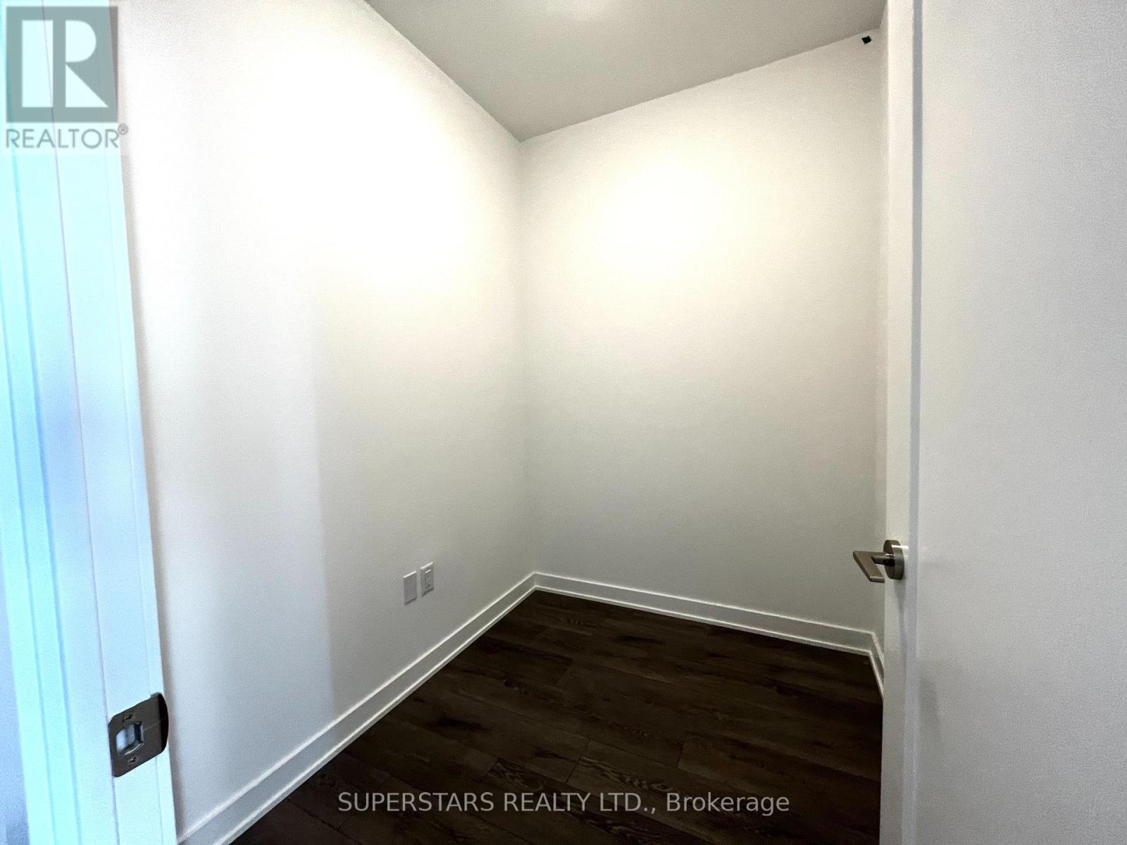 Apartment – 95 ONEIDA CRESCENT, Richmond Hill – photo 2