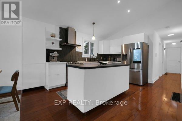 House – 4165 LLOYDTOWN-AURORA ROAD, King – photo 4