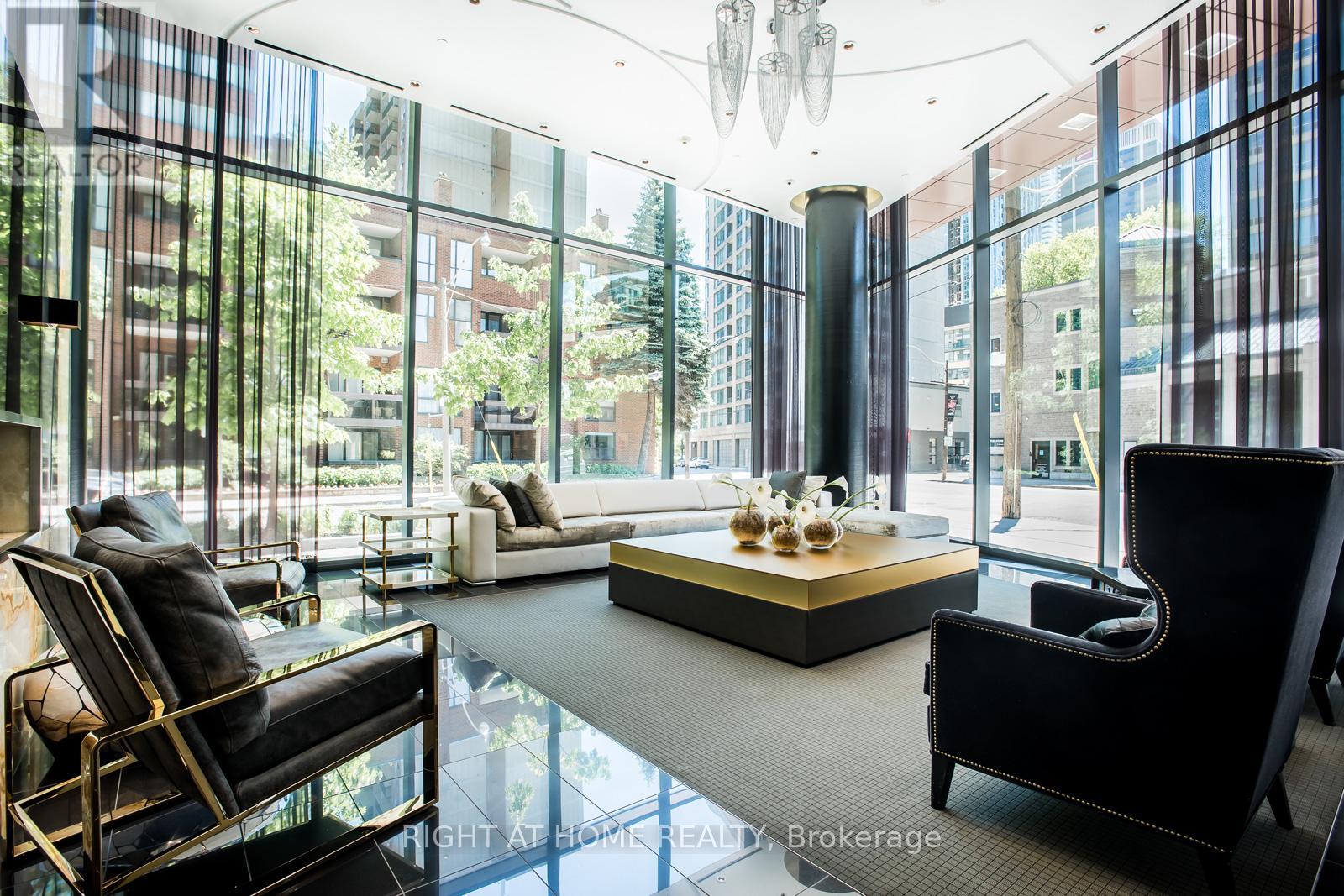 Apartment – 902 - 32 DAVENPORT ROAD, Toronto – photo 4