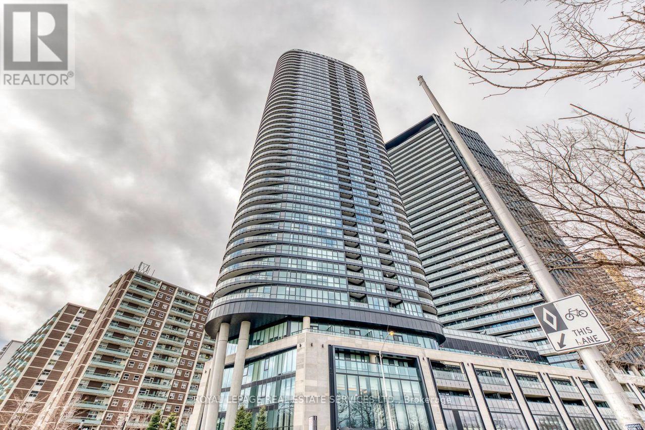 Apartment – 1320 - 585 BLOOR STREET E, Toronto – photo 1