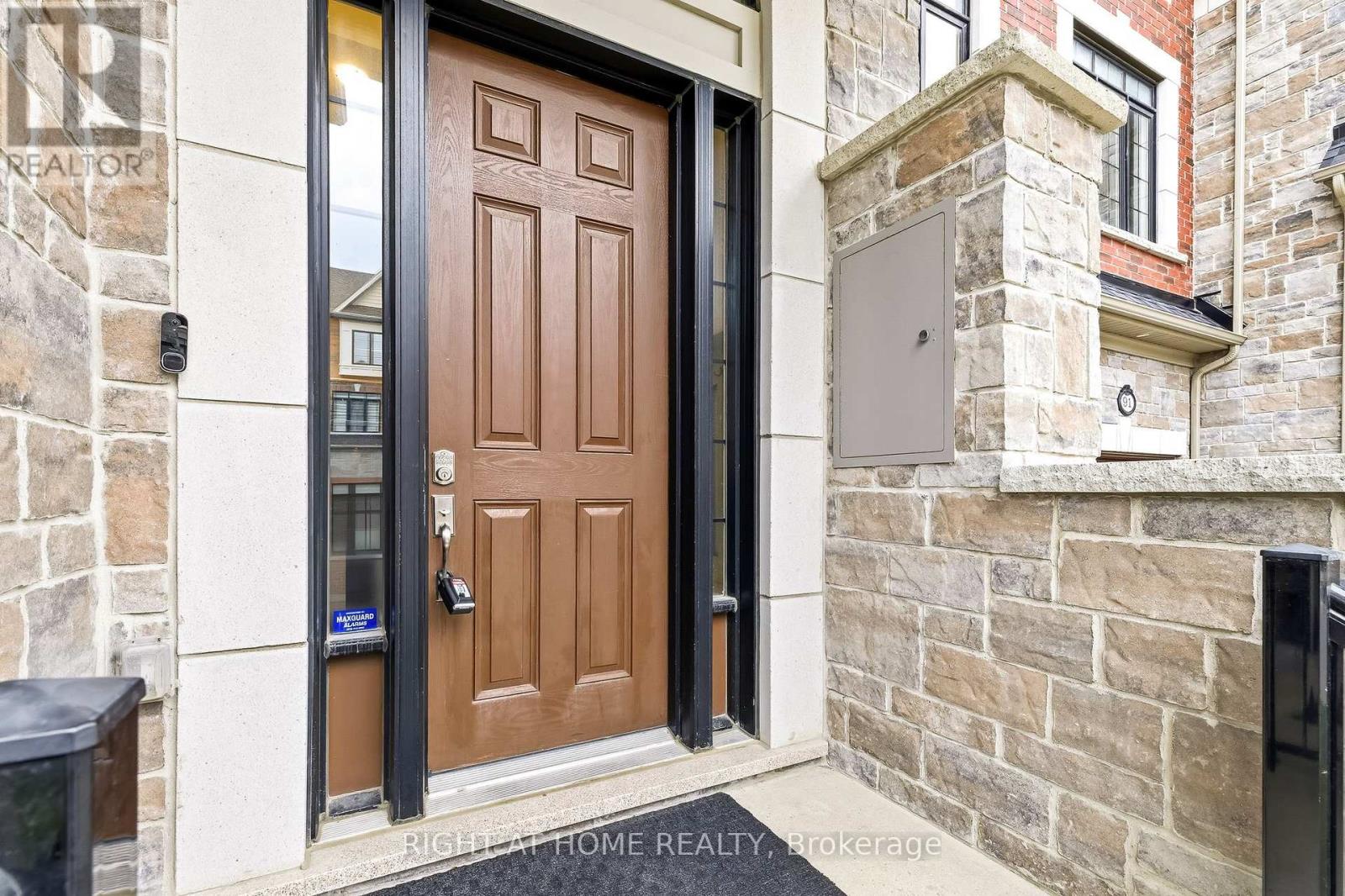 Row / Townhouse – 89 DORIAN DRIVE, Whitby – photo 5