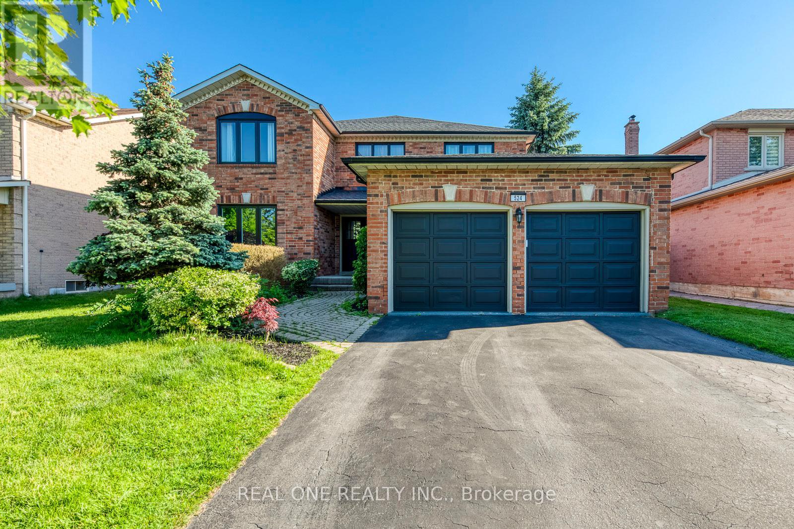 House – 524 BLENHEIM CRESCENT, Oakville – photo 1