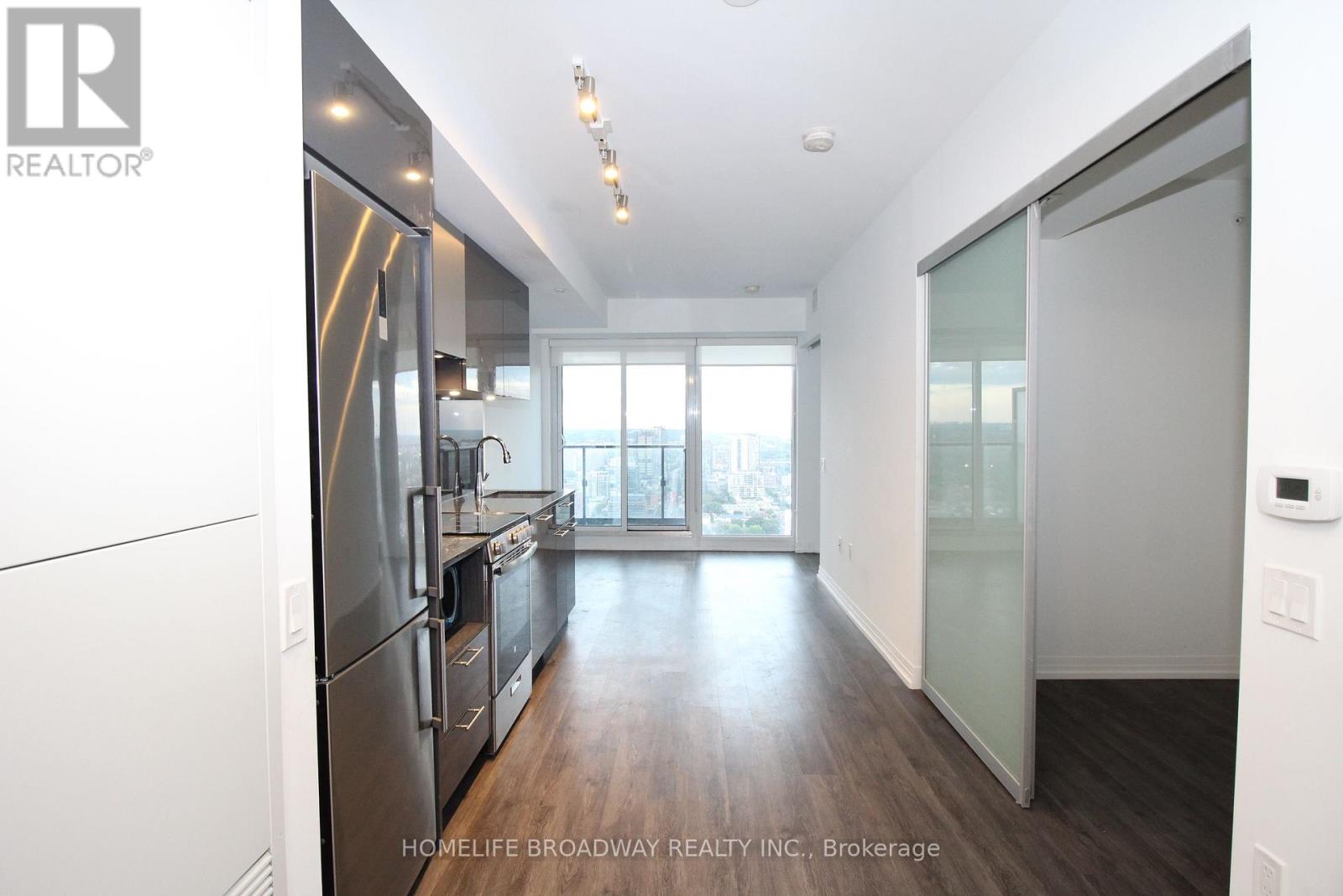 Apartment – 3715 - 251 JARVIS STREET, Toronto – photo 2