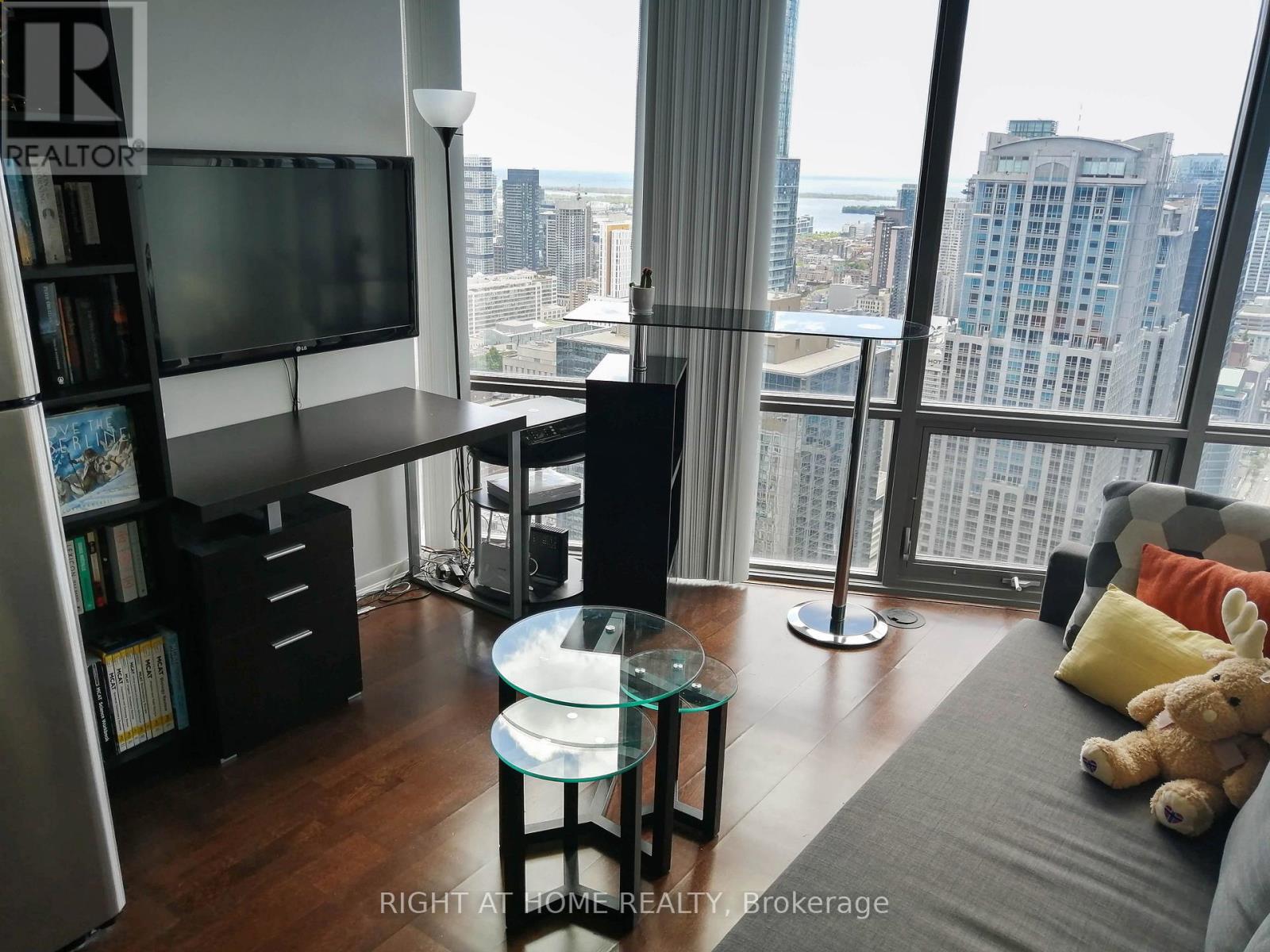 Apartment – 4709 - 832 BAY STREET, Toronto – photo 4