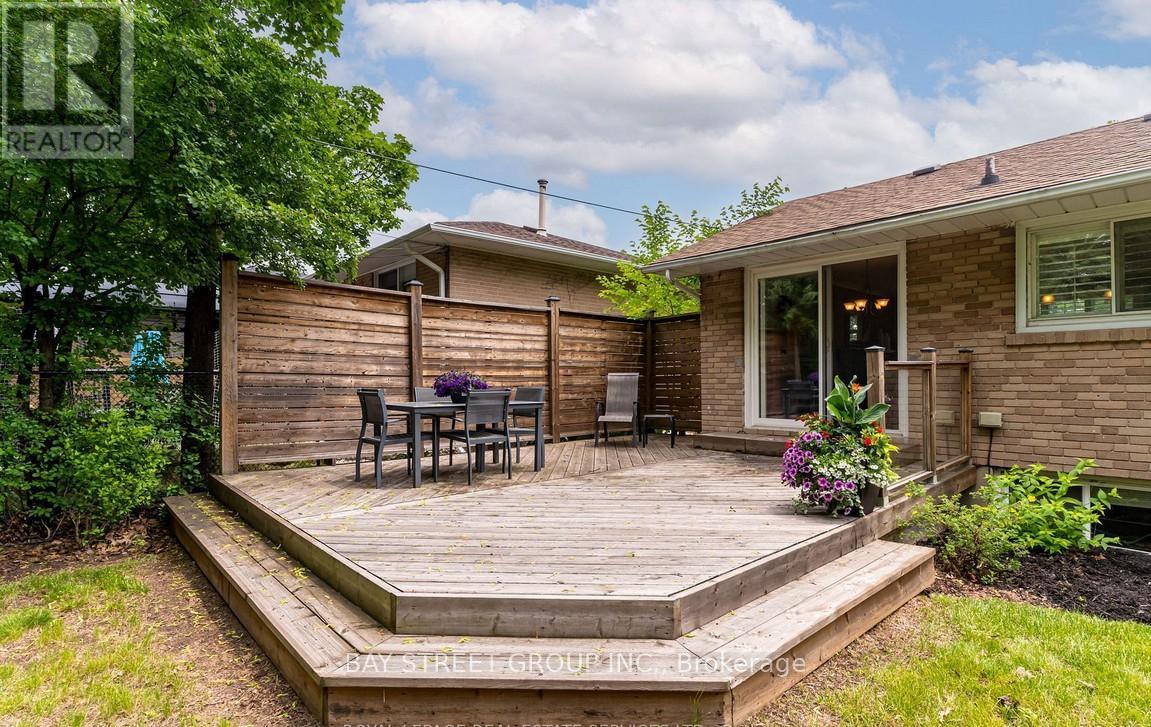 House – 49 RAYNE AVENUE, Oakville – photo 5