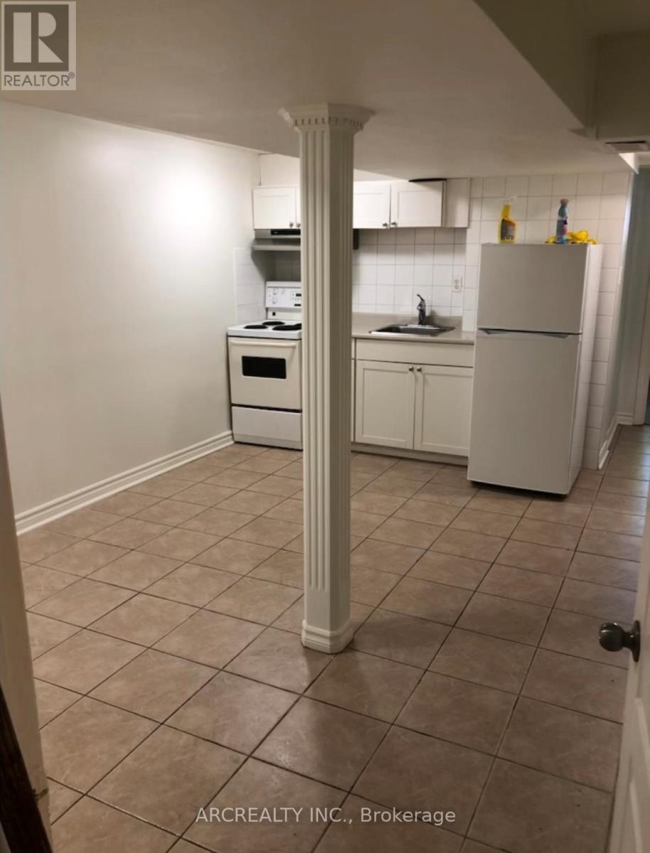 House – LOWER LEVEL - 218 ALTAMIRA ROAD, Richmond Hill