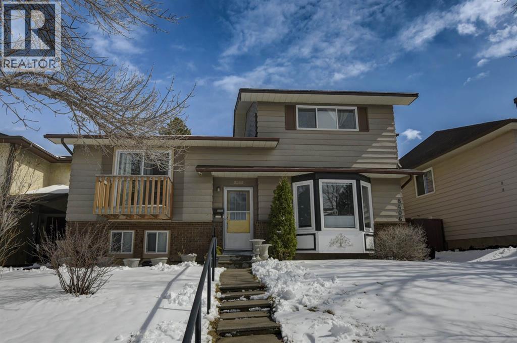 Duplex for Sale in 8408 Berkley Road NW|Calgary, Alberta T3K1B4