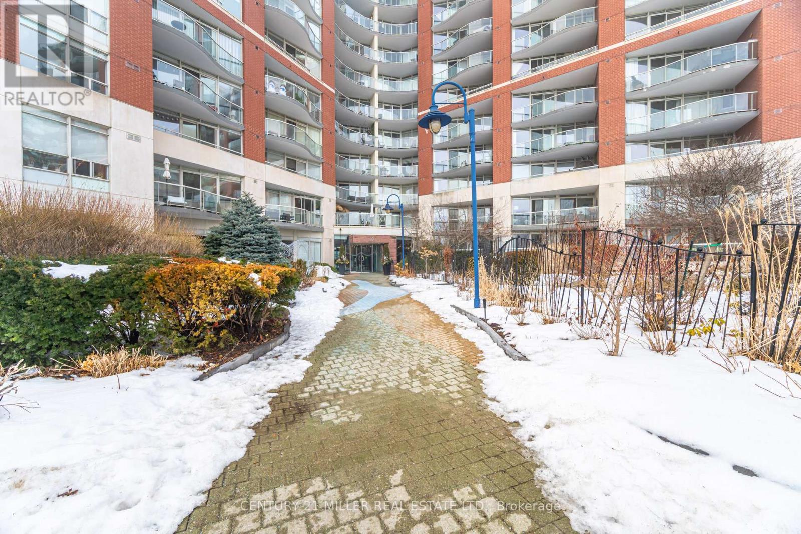 Apartment – 318 - 550 QUEENS QUAY W, Toronto – photo 2