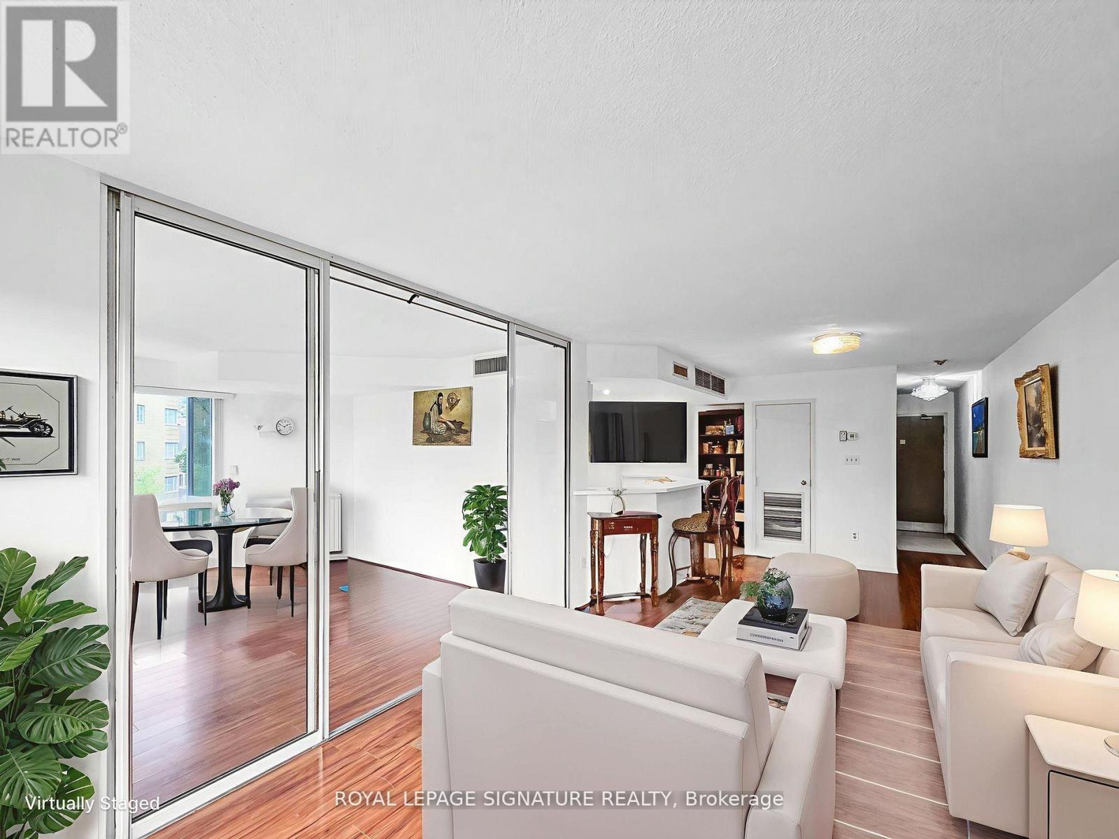 Apartment – 403 - 1001 BAY STREET, Toronto – photo 4