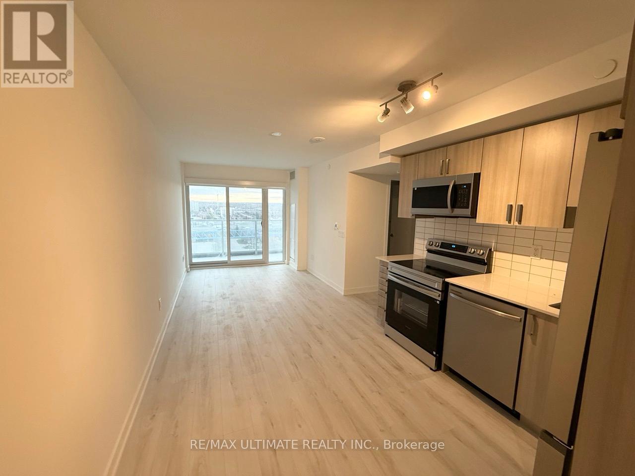 Apartment – 1302 - 1010 SANDY BEACH ROAD, Pickering – photo 3