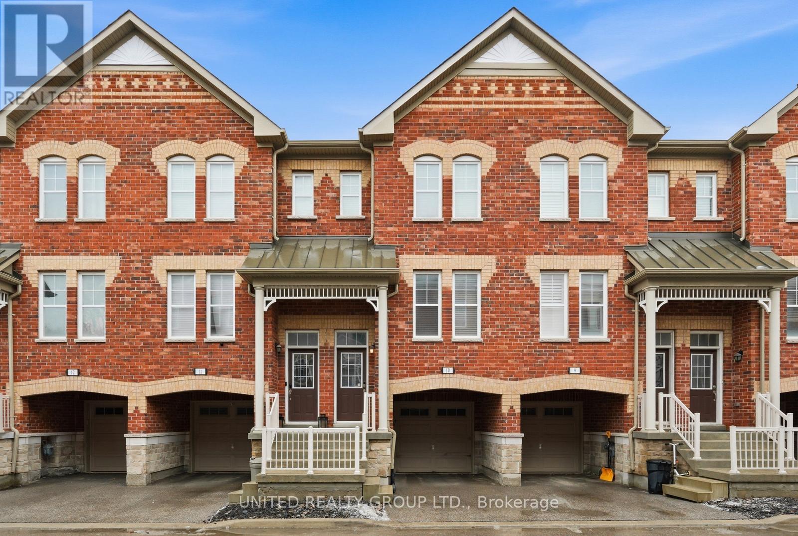 Row / Townhouse – 10 - 10 PORTER AVENUE W, Vaughan – photo 2