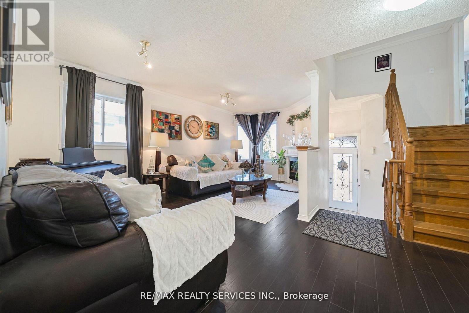 House – 27 SUNCREST DRIVE, Brampton – photo 5