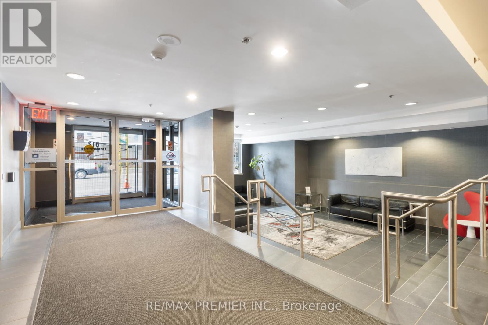 Apartment – 1011 - 812 LANSDOWNE AVENUE, Toronto – photo 4