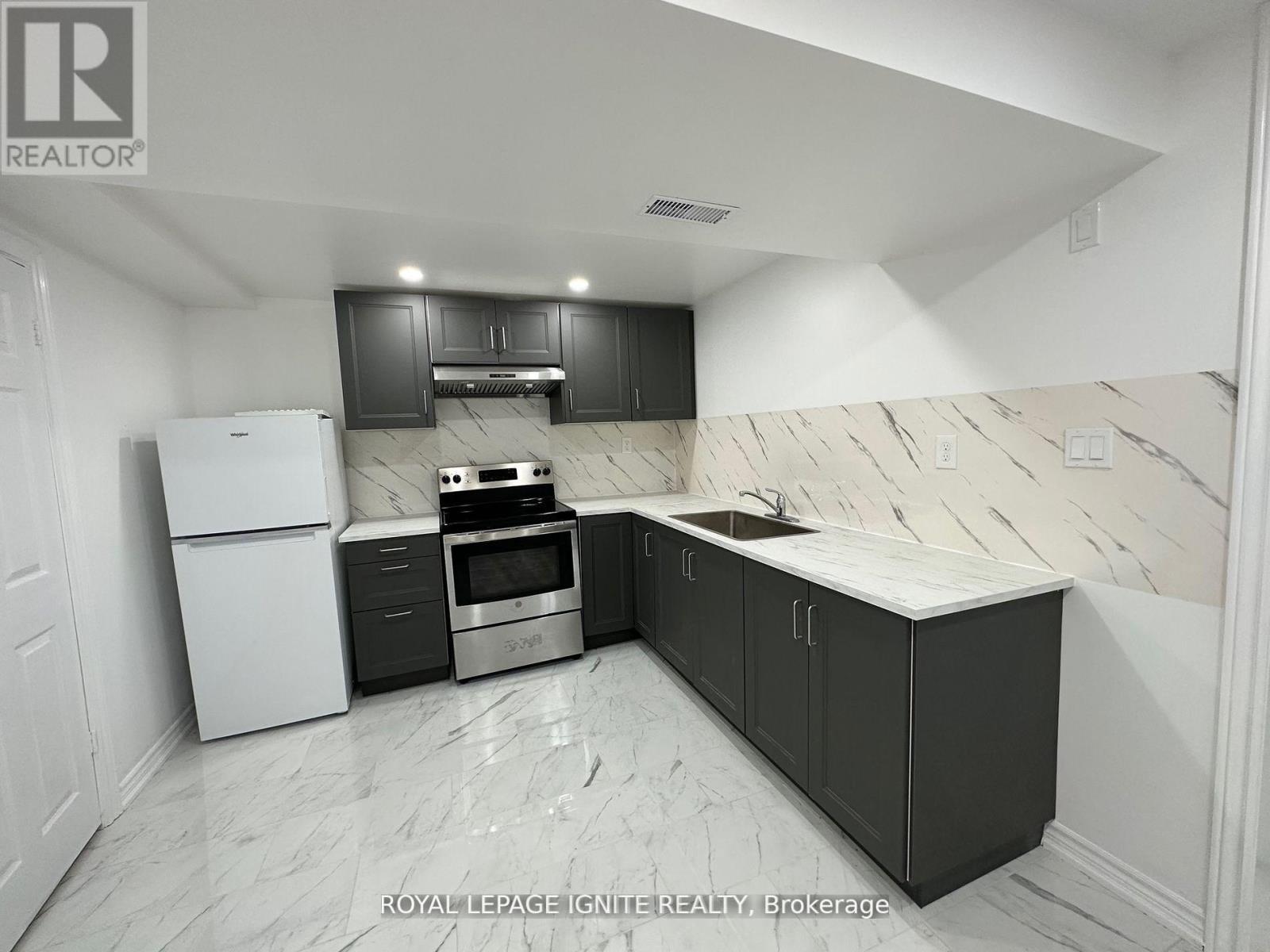 House – BSMT - 111 MISTY HILLS TRAIL, Toronto – photo 3