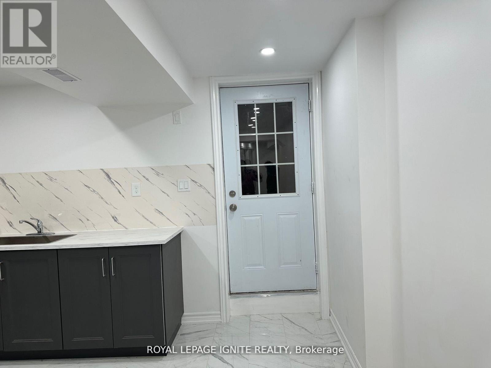 House – BSMT - 111 MISTY HILLS TRAIL, Toronto – photo 5