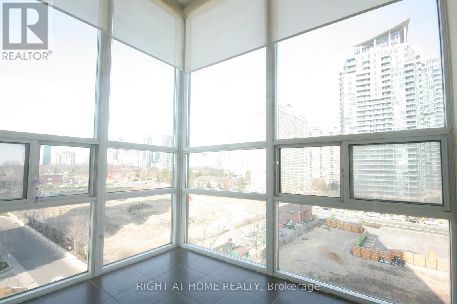 Apartment – 907 - 3504 HURONTARIO STREET, Mississauga – photo 5