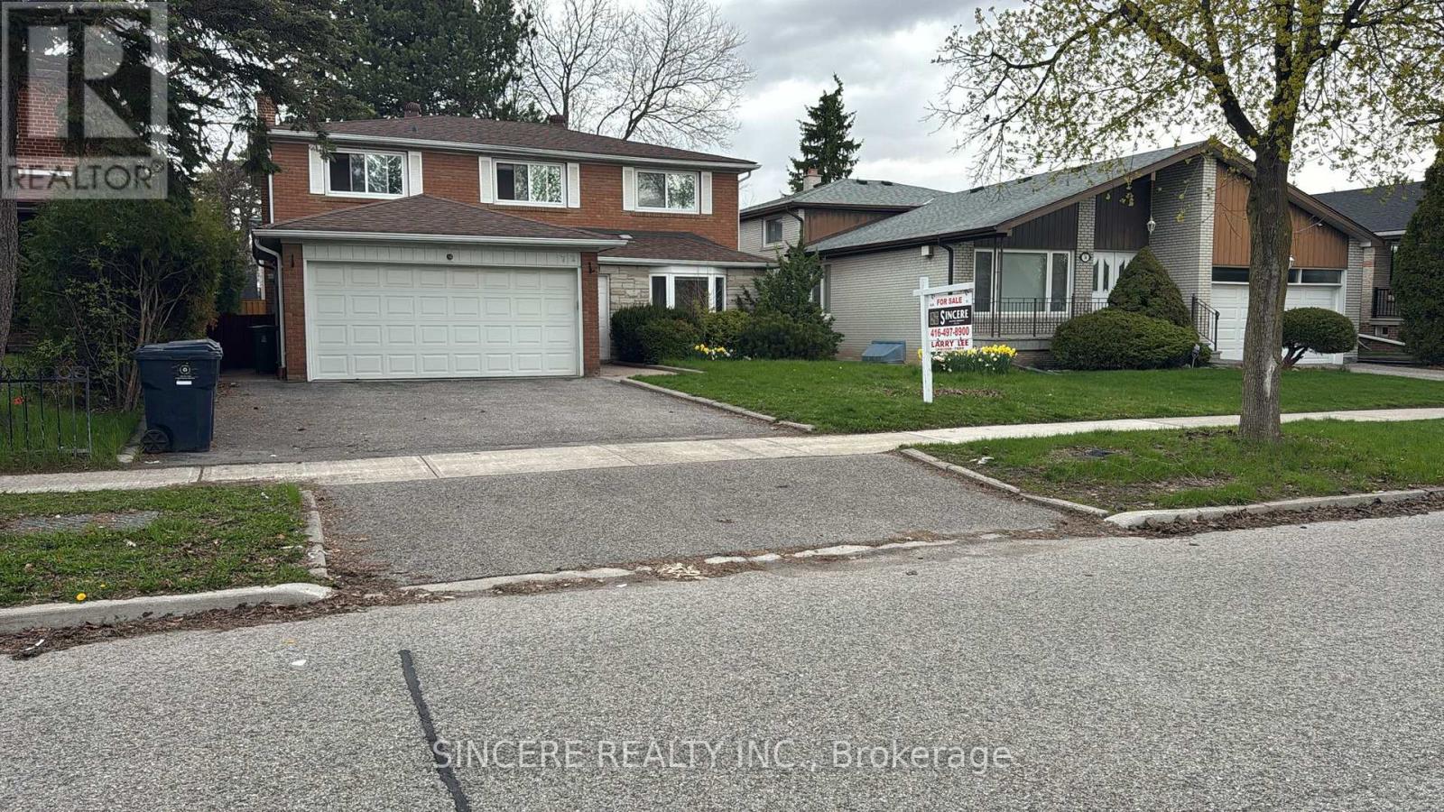 House – 72 BESTVIEW DRIVE, Toronto