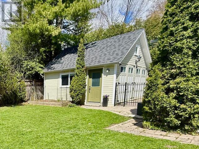 House – 64 POWELL STREET, Richmond Hill – photo 2