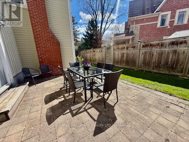 House – 64 POWELL STREET, Richmond Hill – photo 3