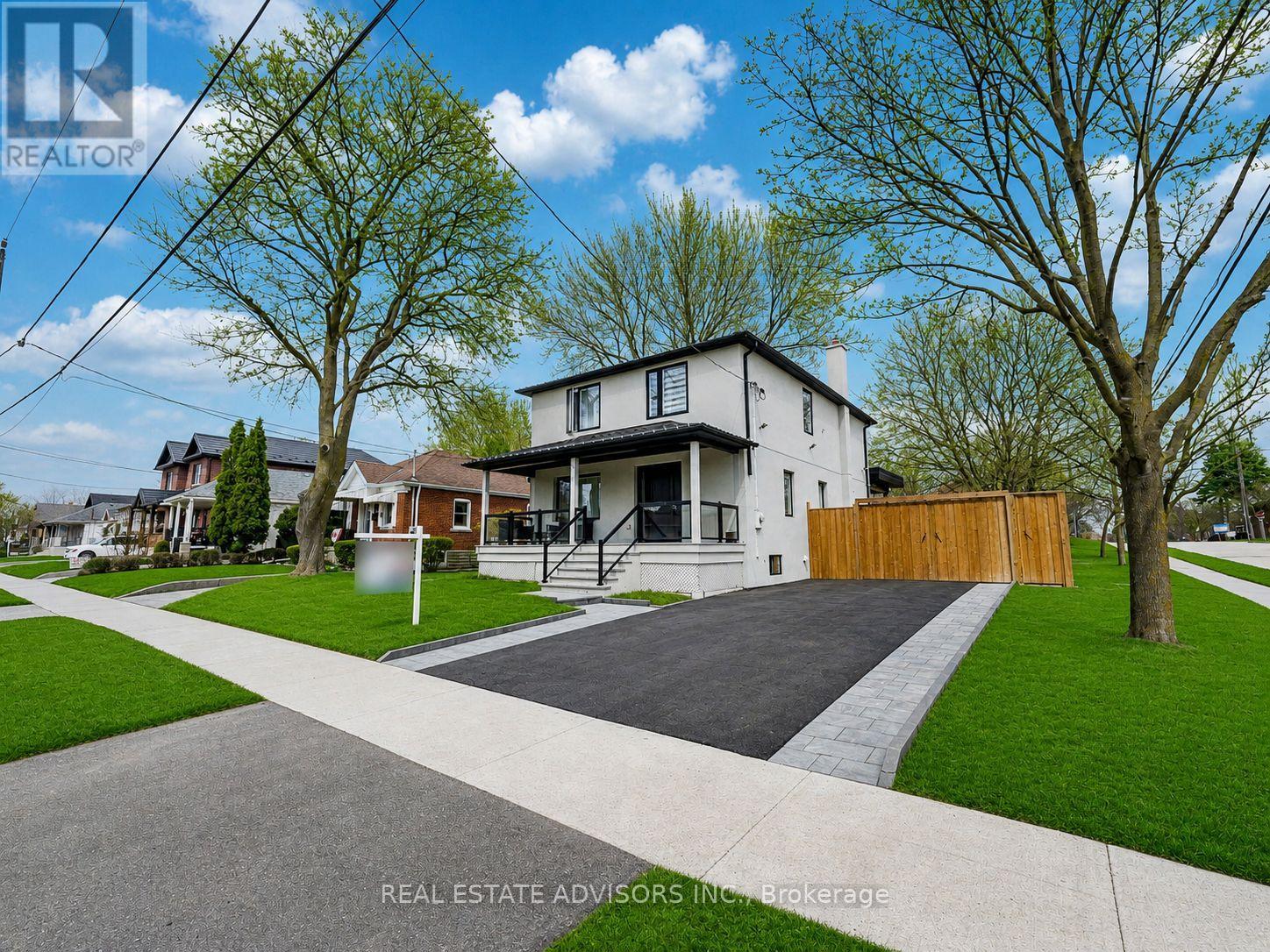 House – 29 RANWOOD DRIVE, Toronto – photo 2
