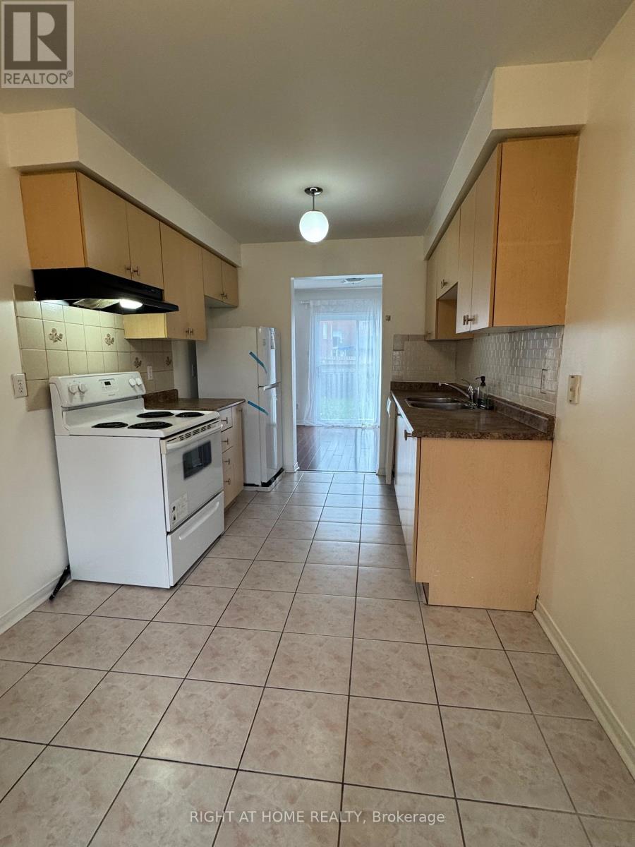 House – UPPER AND MAIN - 830 AVONSHIRE COURT, Mississauga – photo 5