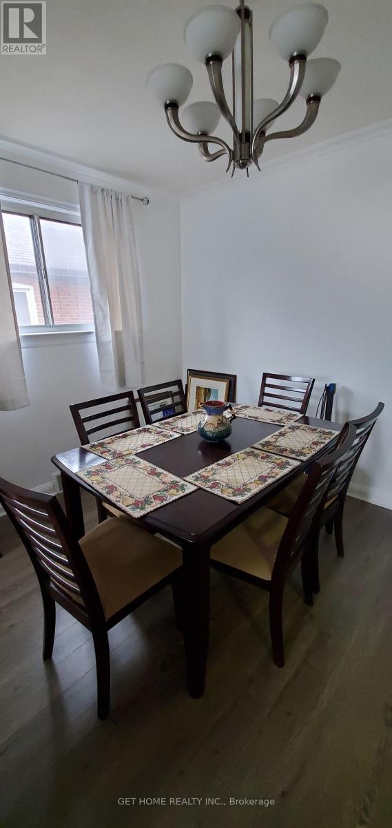 House – #MAIN - 18 WARINGSTOWN DRIVE, Toronto – photo 5