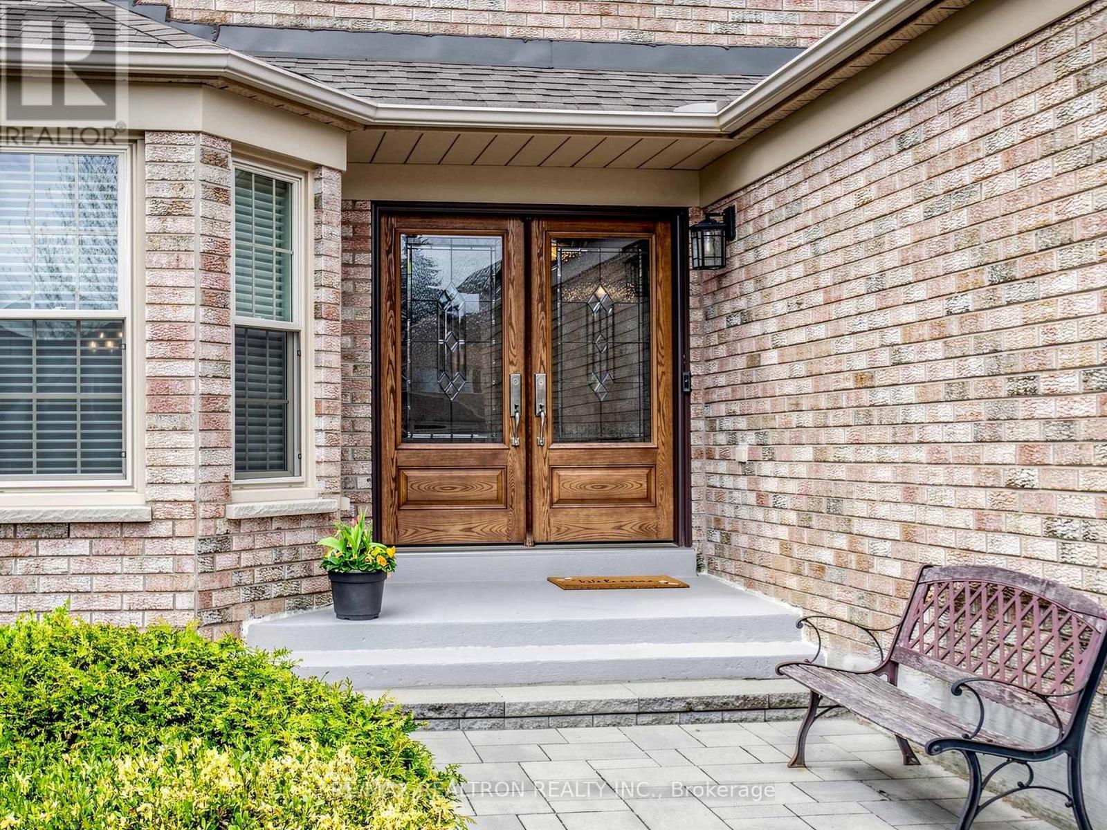 House – 20 AMBERWOOD COURT, Markham – photo 5